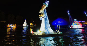 llegada-emisarios-reales-espectaculo-portaventura llegada-emisarios-reales-espectaculo-portaventura