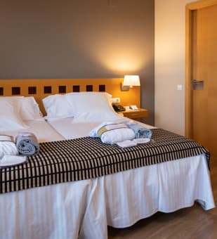 /content/rooms/SuiteHotelPortaventura/hotel-portaventura-habitacion-suite-05