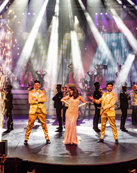 Divas - Musical Acrobatic Show: a journey through the history of music Divas - Musical Acrobatic Show: a journey through the history of music