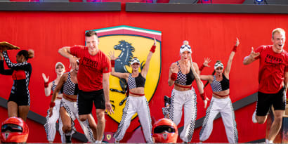 Acrobatic Show Ferrari Land