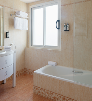 /content/rooms/JuniorSuiteHotelPortaventura/hotel-portaventura-habitacion-junior-suite-01 /content/rooms/JuniorSuiteHotelPortaventura/hotel-portaventura-habitacion-junior-suite-01