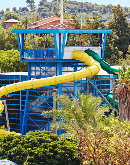 El Tifón, two slides for double the fun El Tifón, two slides for double the fun