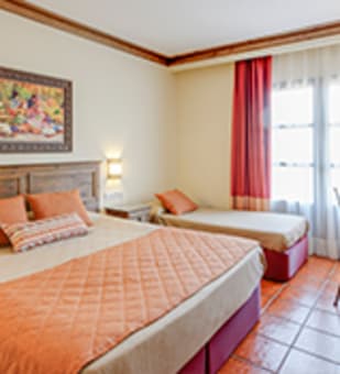/content/rooms/StandardHotelElPaso/hotel-el-paso-habitacion-standard-01