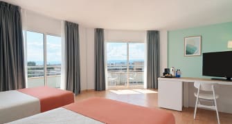 portaventuraJuniorSuiteImg