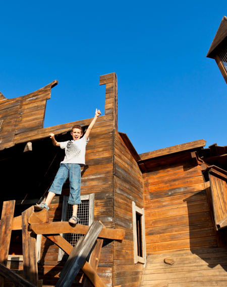 Laberinto Blacksmith, the Far West is filled with mystery