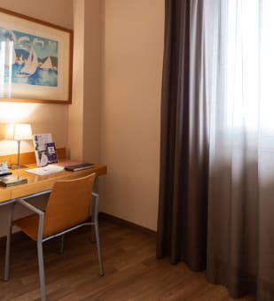 /content/rooms/SuiteHotelPortaventura/hotel-portaventura-habitacion-suite-02