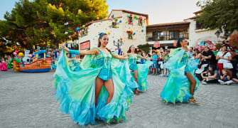 animacion-calle-carnaval-espectaculo-portaventura animacion-calle-carnaval-espectaculo-portaventura