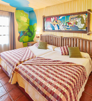 /content/rooms/DeluxeWoodyfriendsHotelElPaso/hotel-el-paso-habitacion-deluxe-woody-04