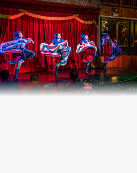 Can Can West, laissez-vous porter par le rythme effréné des danseuses de french cancan Can Can West, laissez-vous porter par le rythme effréné des danseuses de french cancan